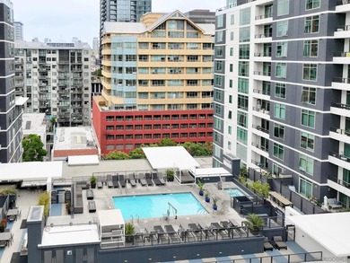Just reduced! Exceptional in LITTLE ITALY! Discover a unique - photo 17