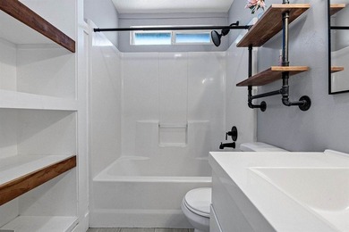 JUST 2 BLOCKS FROM THE OCEAN! Welcome to 1046 Jaccard Street - photo 21