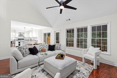 Beautiful brick-front 5-bedroom, 3.5-bath home located in East - photo 24