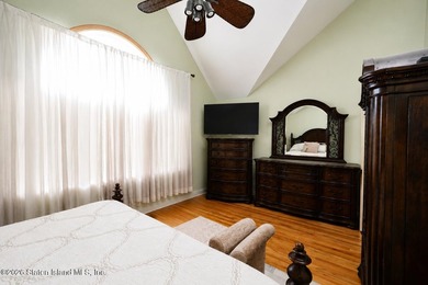 This detached four to five bedroom one family home located in - photo 24