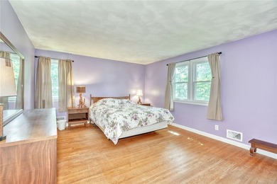 Welcome to 1108 State Road! Owned and lovingly cared for by the - photo 31