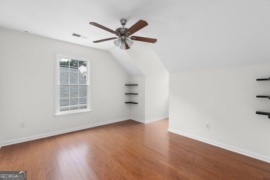 Beautiful brick-front 5-bedroom, 3.5-bath home located in East - photo 36