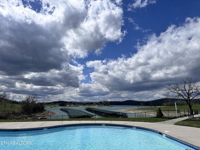 Hidden gem in Sunset Bay! Lot 303 Cherrywood Lane is a beautiful - photo 9