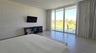 Exclusive villa located in the prestigious community of Las - photo 2