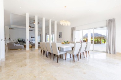 Exclusive villa located in the prestigious community of Las - photo 7