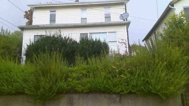 Allegheny River Home For Sale in Tarentum Pennsylvania