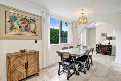 LOCATION, LOCATION, LOCATION. Welcome to this exceptional - photo 3