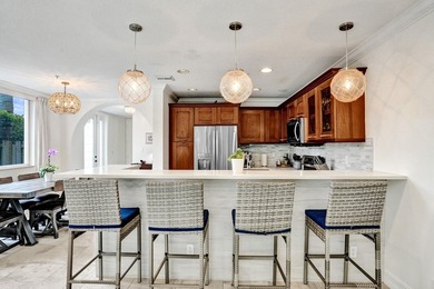 LOCATION, LOCATION, LOCATION. Welcome to this exceptional - photo 6