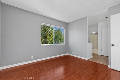 Welcome to this beautiful two-bedroom, two-bathroom home nestled - photo 20