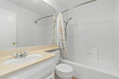 Welcome to this beautiful two-bedroom, two-bathroom home nestled - photo 28