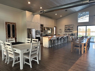 Escape to your own private paradise just outside of Ellisville - photo 4