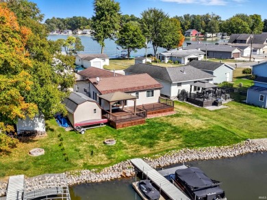 Lake Home For Sale in Wolcottville, Indiana