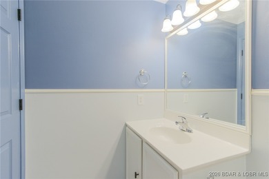 This inviting 3-bed, 2-bath main-level condo sits in The Ledges - photo 19