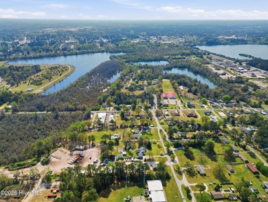 Situated on a rare full acre with no HOA, this cute brick home - photo 31