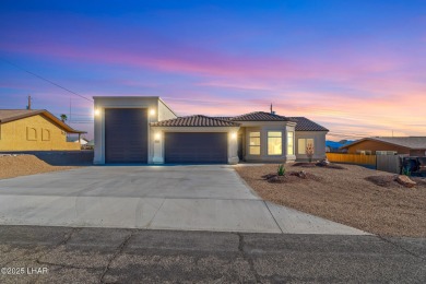 (private lake, pond, creek) Home For Sale in Lake Havasu City Arizona