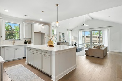 Welcome to the Oxford by GreenTech Homes, where timeless design - photo 2