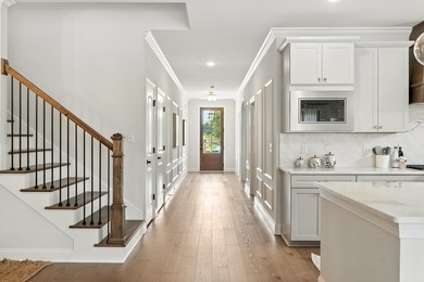 Welcome to the Oxford by GreenTech Homes, where timeless design - photo 4