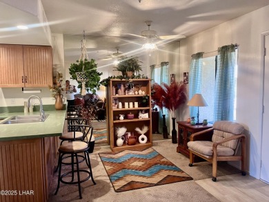 Impressive Lake View and Sunsets from this Condo Live the Lake