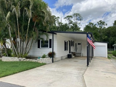 (private lake, pond, creek) Home For Sale in Orlando Florida