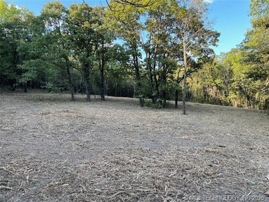 (private lake, pond, creek) Acreage For Sale in Mounds Oklahoma