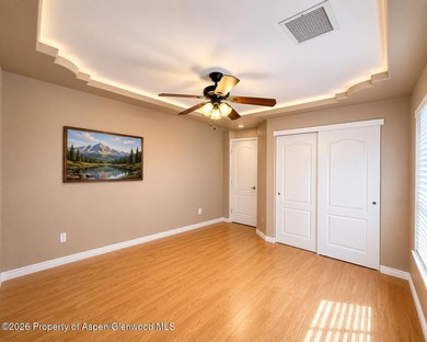 Welcome home to this beautifully maintained 3-bedroom, 2.5-bath - photo 12