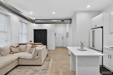 Welcome to your urban oasis - one of only two condos crowning