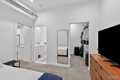 Welcome to your urban oasis - one of only two condos crowning