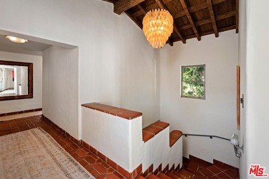 Introducing the Howard Hughes Estate, an iconic Spanish Revival - photo 24