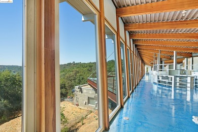 The Shipwreck House: inspired by the serpentine profiles found - photo 17