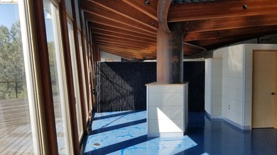 The Shipwreck House: inspired by the serpentine profiles found - photo 23