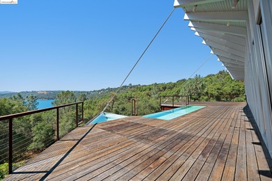 The Shipwreck House: inspired by the serpentine profiles found - photo 39