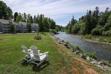 Top floor riverfront living in the heart of Courtenay! This - photo 4