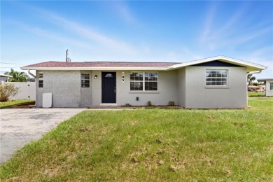 Port Charlotte Waterway Lakes Area Home For Sale in Port Charlotte Florida