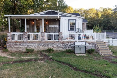 Lake Hamilton Home For Sale in Hot Springs Arkansas