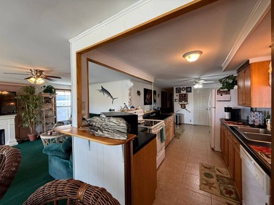 Riverfront Living at Its Finest - Panoramic Manatee River Views - photo 13
