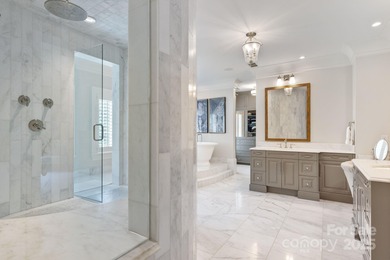 A crown jewel of Lake Norman, this 33-acre private estate offers - photo 31