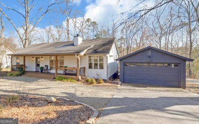 Lake Home For Sale in Hartwell, Georgia