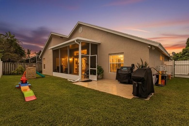 Welcome to North Palm Beach Heights in Jupiter, No HOA! This - photo 2
