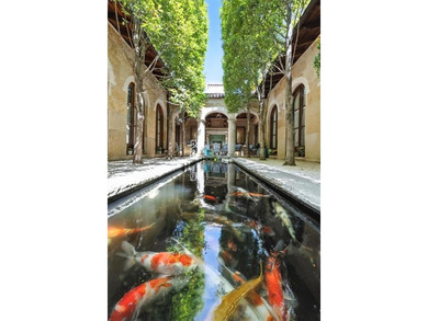 A superlative statement in design and execution, this - photo 9