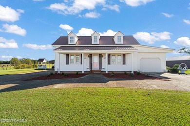 (private lake, pond, coastal) Home For Sale in Four Oaks North Carolina