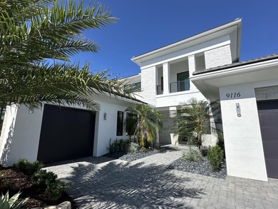 Stunning Dominica Contemporary home with high level upgrades - photo 2