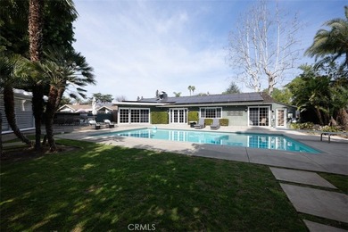 Fabulously upgraded Ranch-style home with guest house & pool on - photo 3