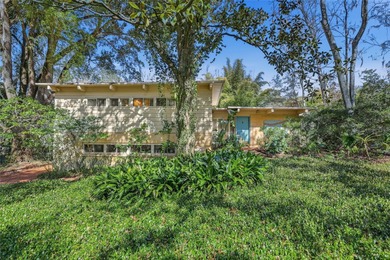 (private lake, pond, coastal) Home For Sale in Gainesville Florida