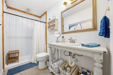 Charming 1 bed, 1 bath home with loft-style bedroom in the gated - photo 11