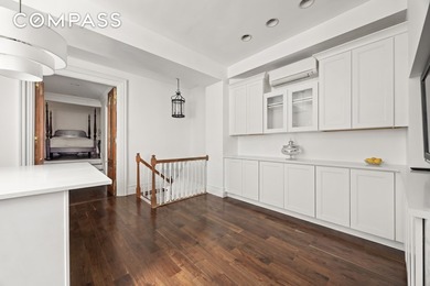 Welcome to 146 Hoyt St, a stunning and expansive 4,950 sq. ft - photo 11