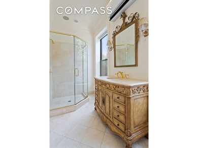 Welcome to 146 Hoyt St, a stunning and expansive 4,950 sq. ft - photo 13
