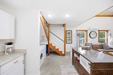 Charming 1 bed, 1 bath home with loft-style bedroom in the gated - photo 16