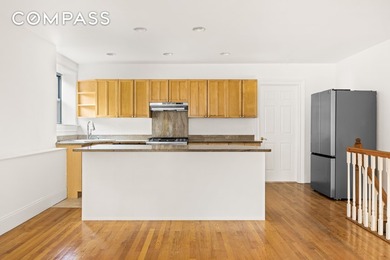 Welcome to 146 Hoyt St, a stunning and expansive 4,950 sq. ft - photo 16