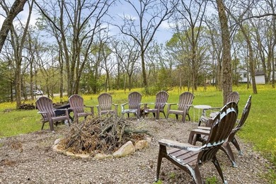 Charming 1 bed, 1 bath home with loft-style bedroom in the gated - photo 24