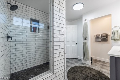 Rare opportunity to own a beautifully updated pool home with - photo 26
